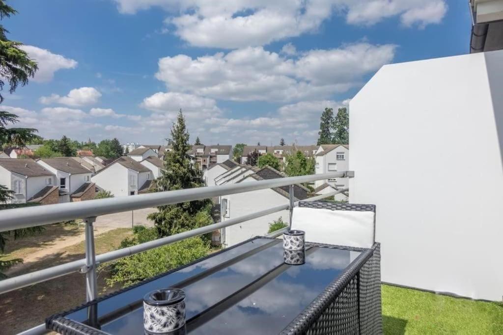 Apartamento Le Square Des Sapins Orléans Exterior foto